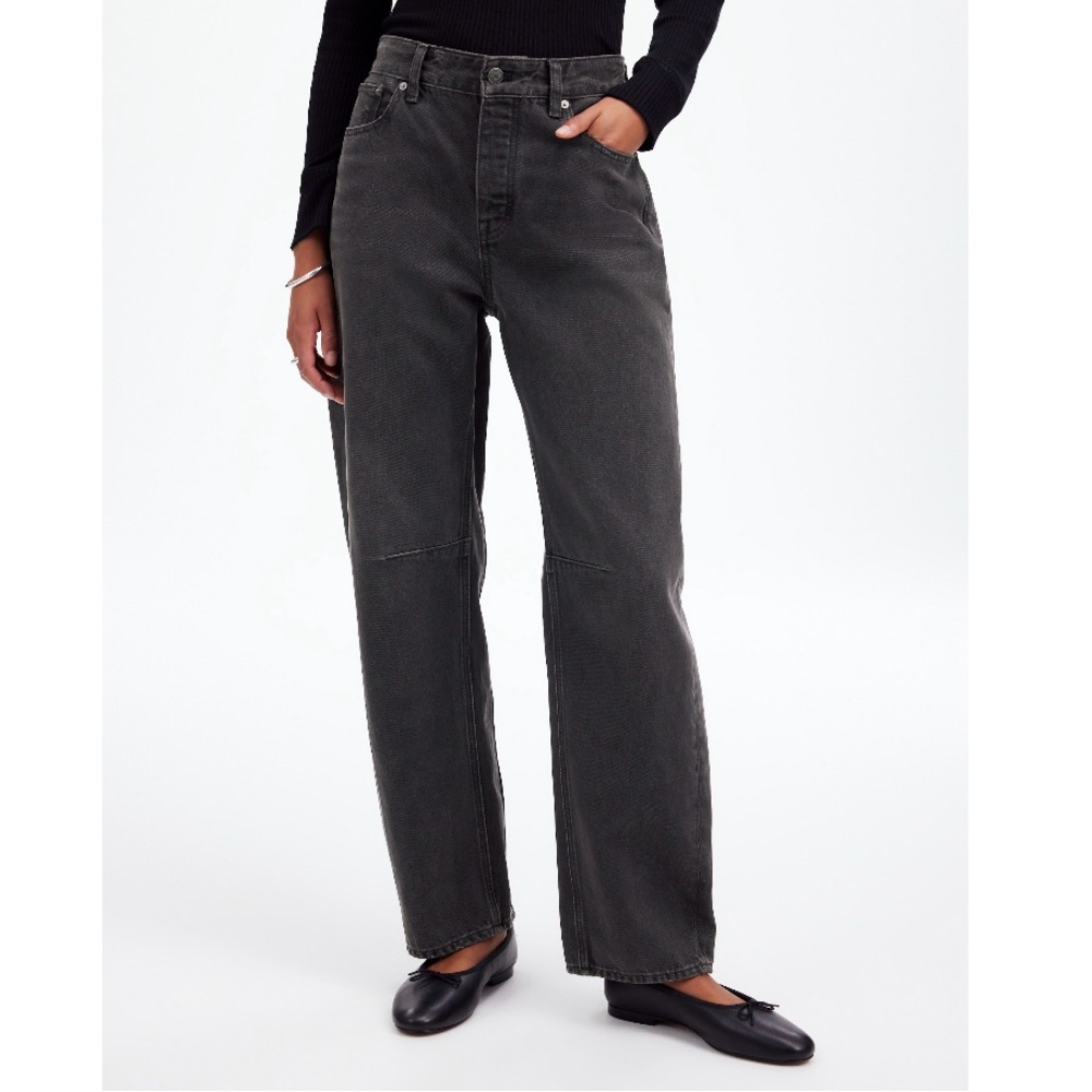 NWT Madewell Darted Barrel-Leg Jean in Olenda Wash